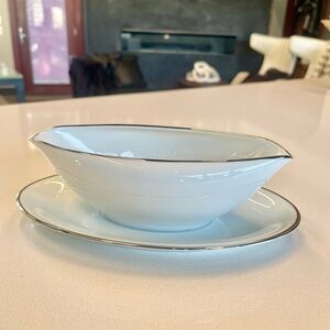 Noritake China Silverdale Vintage Japan 5594 Gravy Dish White Silver Ceramic